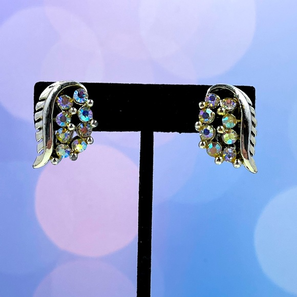 Jewelry - Vintage Y2K Aurora Borealis Crystal Abstract Clip on Earrings